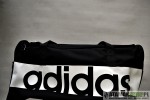 Torba Adidas na ramię sportowa M