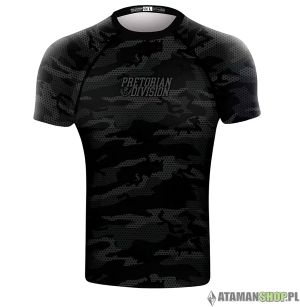 Jak skompletować strój militarny?